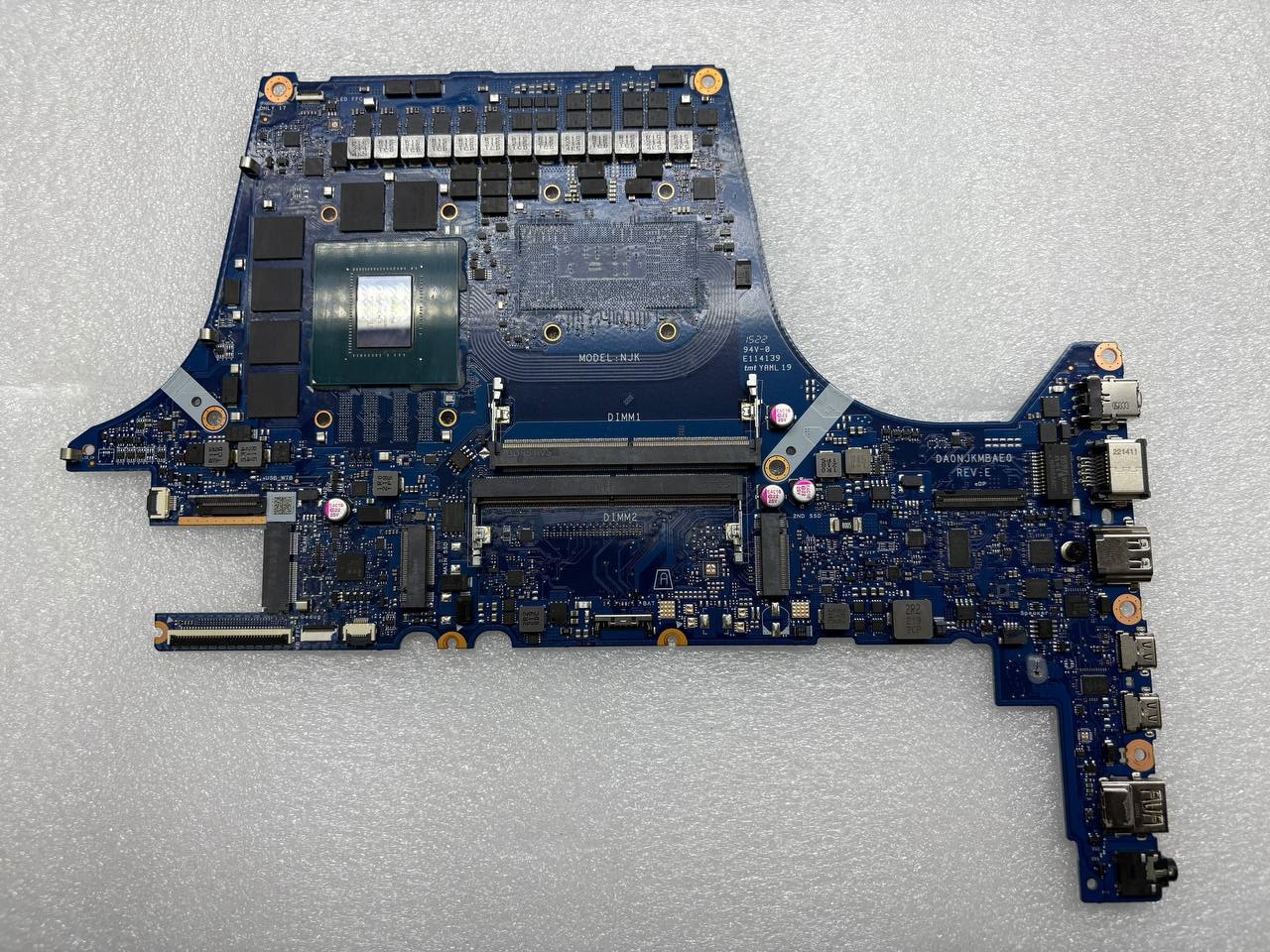 Материнская плата ASUS FX507ZM донор видеочипа RTX3060