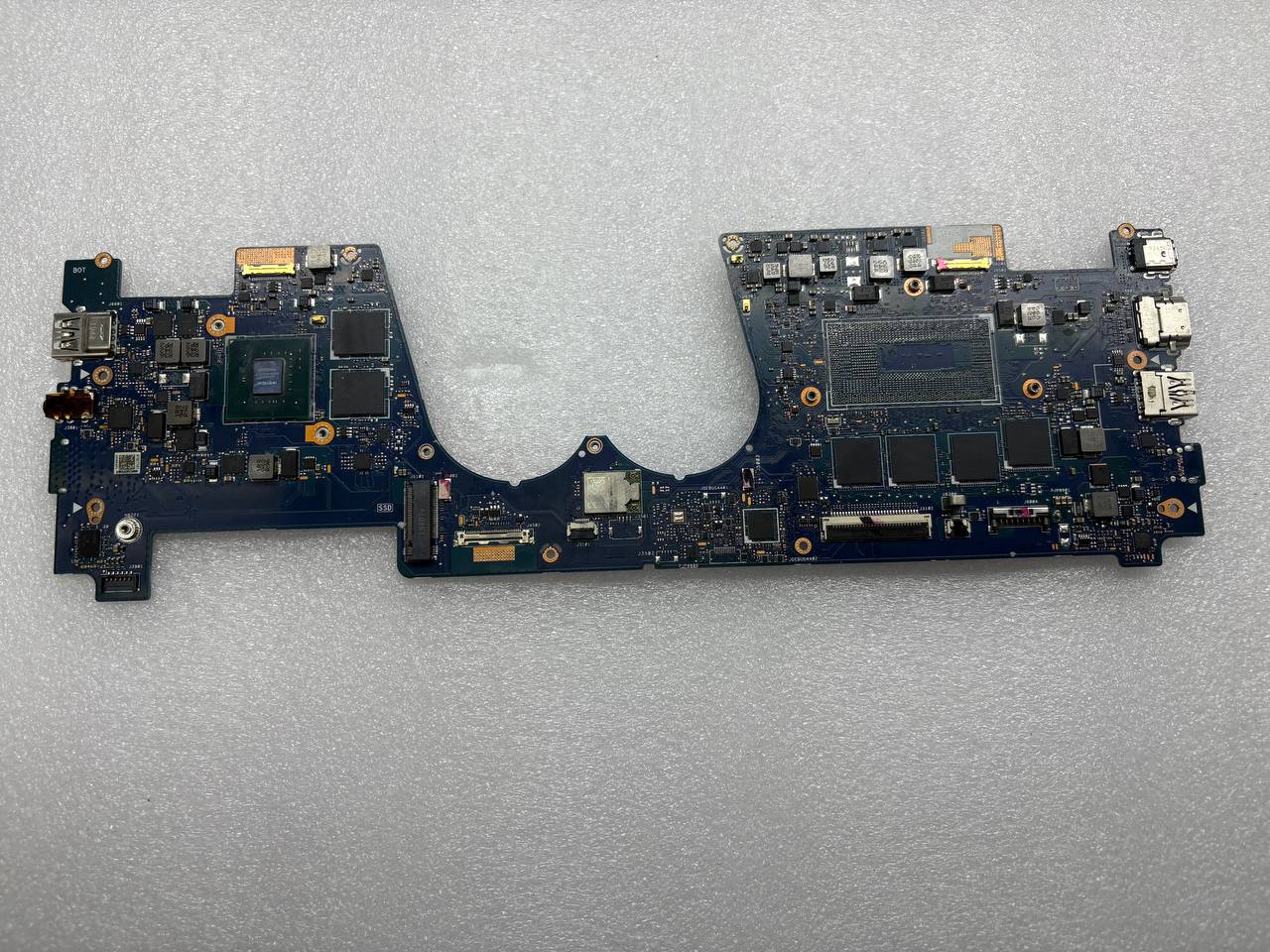 Материнская плата ASUS UX481FL донор GPU N17S-LG-A1 (039235)