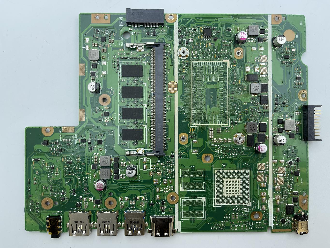 Неисправная материнская плата ASUS X540UBR донор компонентов (018883)