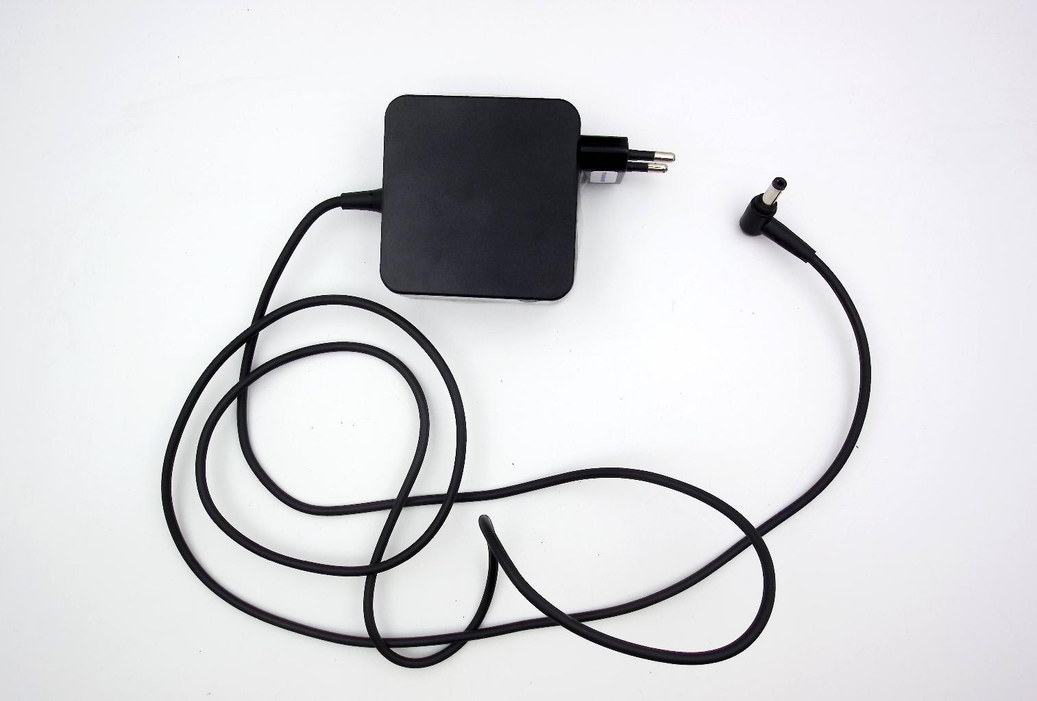 Блок питания 19.0V, 3.42A,  65W, 5.5x2.5мм