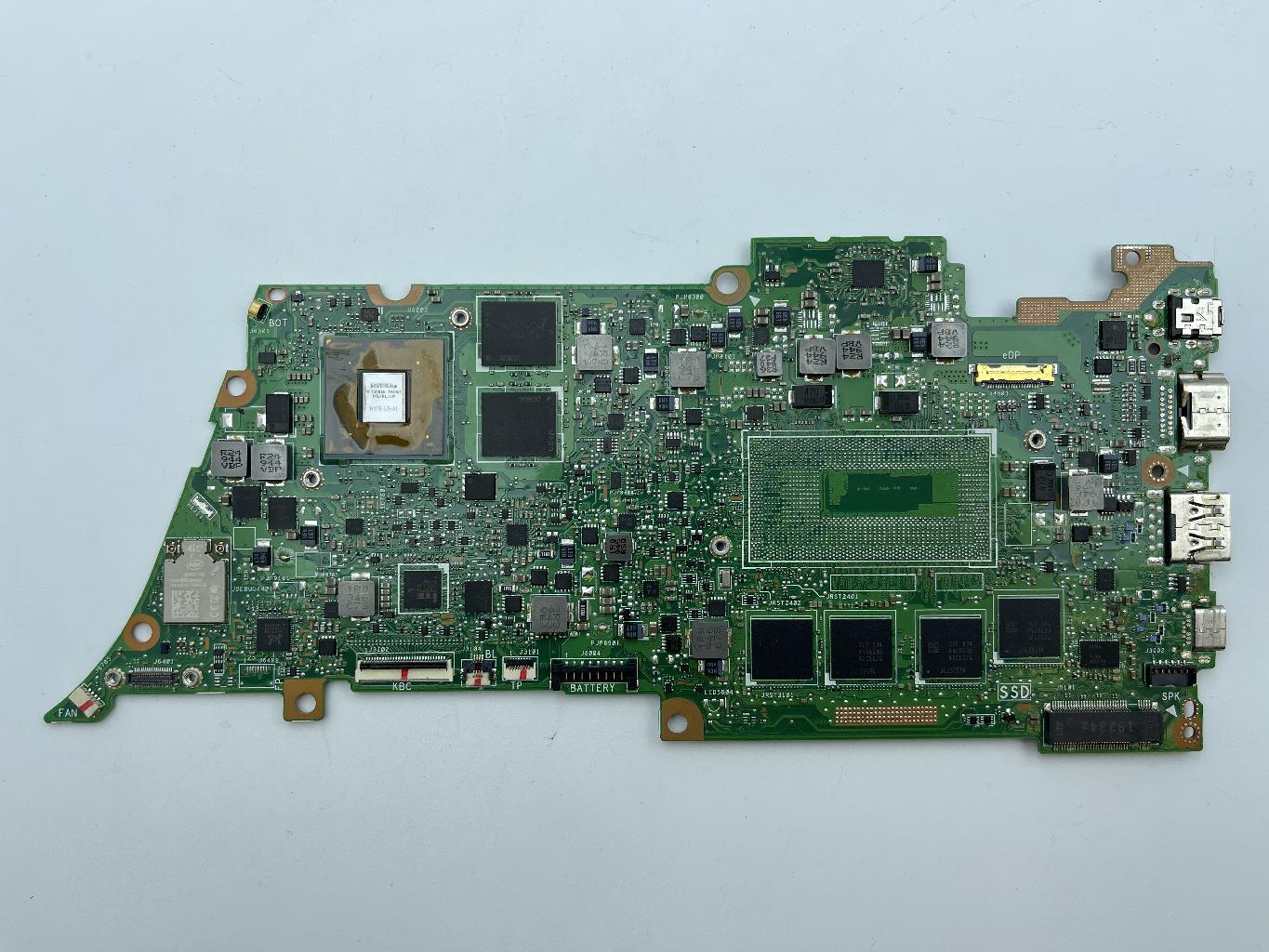 Неисправная материнская плата ASUS UX433FN донор компонентов (018989)