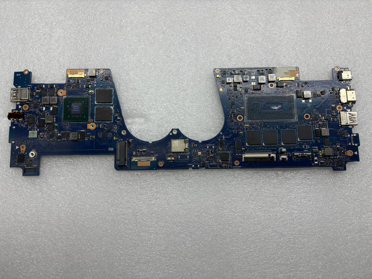 Материнская плата ASUS UX481FL донор GPU N17S-LG-A1  (039236)