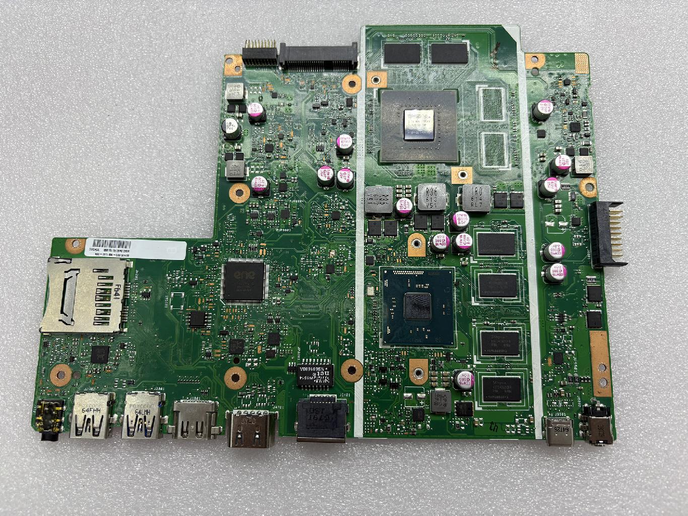 Материнская плата ASUS X540SC (Pentium N3700 и Geforce 810M) (040080) Материнская плата ASUS X540SC (Pentium N3700 и Geforce 810M) (040080)