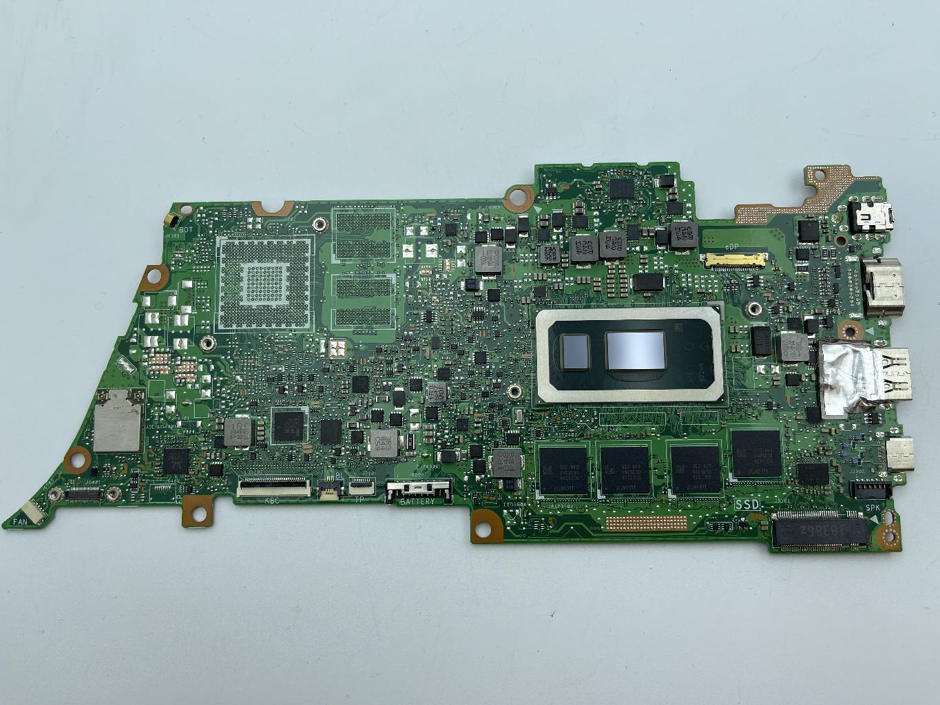 Неисправная материнская плата ASUS UX433FA донор компонентов(018991)