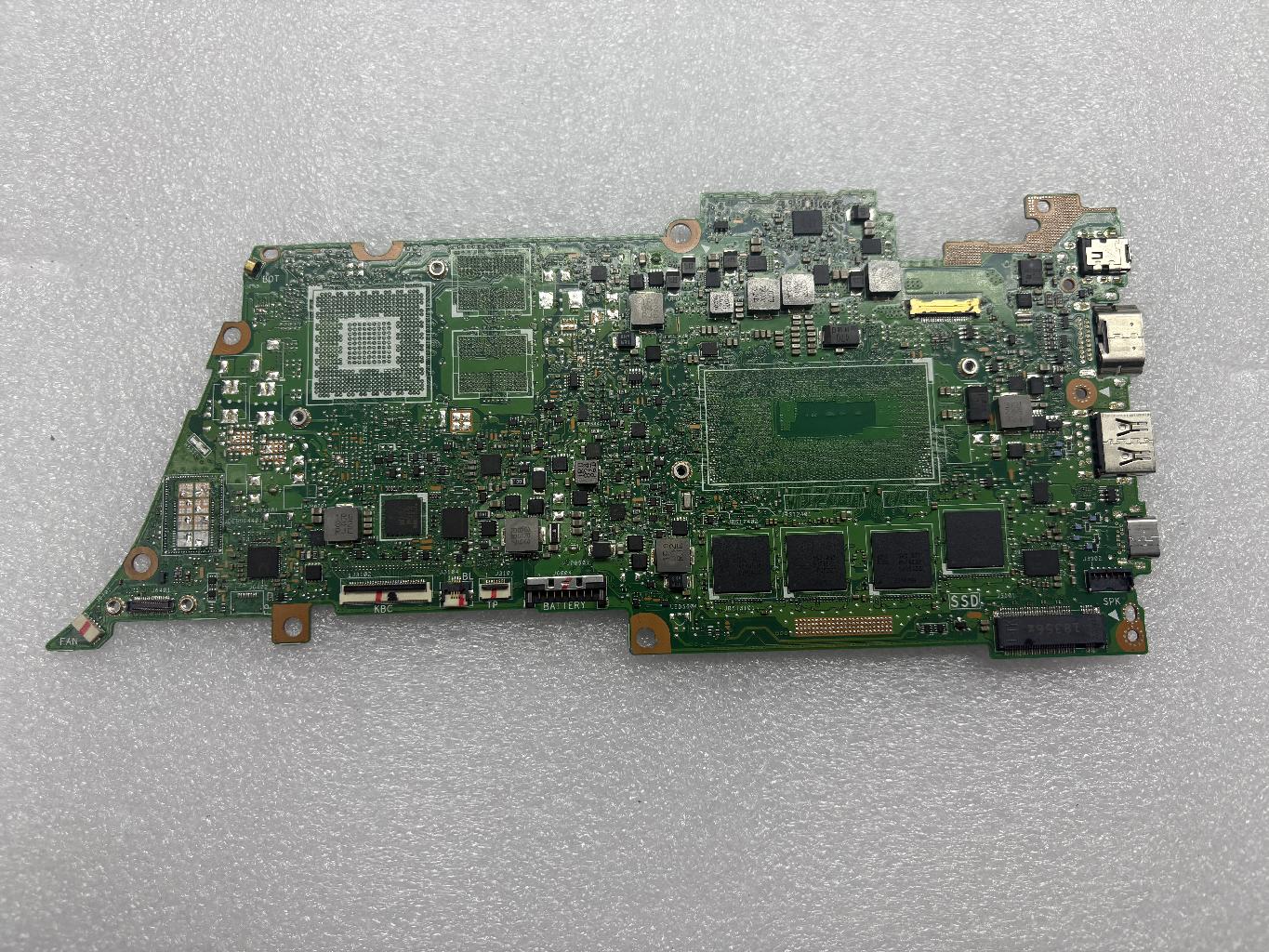 Материнская плата ASUS UX433FN донор компонентов (039425)