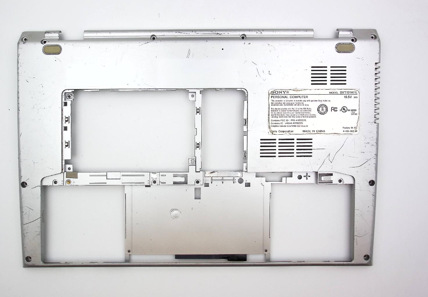 Поддон (нижняя часть корпуса) ноутбука Sony SVT131A11L