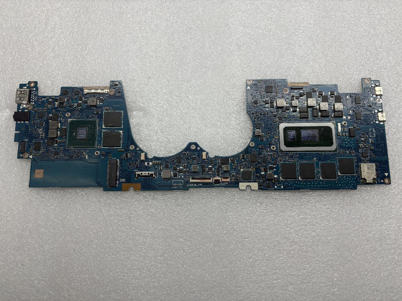 Материнская плата ASUS UX392FN донор процессора i7-8565U, видеочипа N17S-LG-A1 или под восстановление (039703)