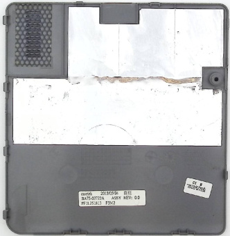Крышка отсека  памяти и жесткого диска  ноутбука Samsung NP530U4C