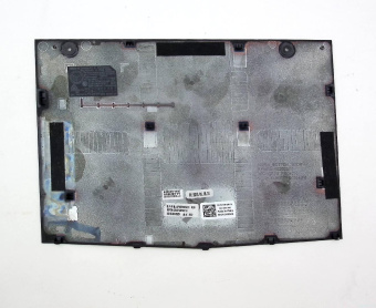 Крышка отсека памяти и жесткого диска ноутбука Dell Alienware 15 Крышка отсека памяти и жесткого диска ноутбука Dell Alienware 15