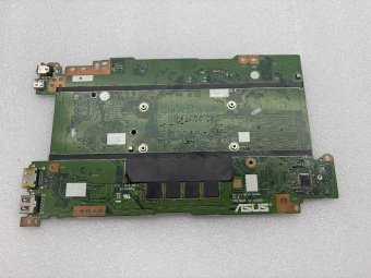Материнская плата ASUS X515EA донор процессора i3-1115G4 (039918) Материнская плата ASUS X515EA донор процессора i3-1115G4 (039918)