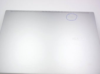 Крышка экрана ноутбука Asus K513E с внешним дефектом