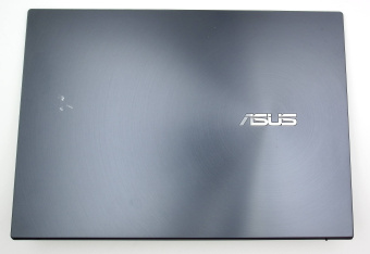 Экран Asus ZenBook 14X OLED UX5400EA на экране синие пятна.