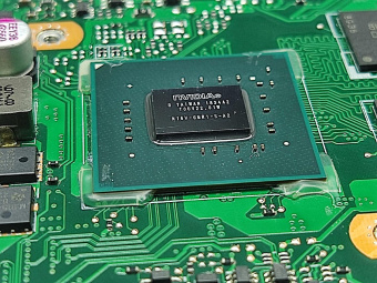 Материнская плата ASUS X540UB (процессор i3-6006U и видеочип MX110 )