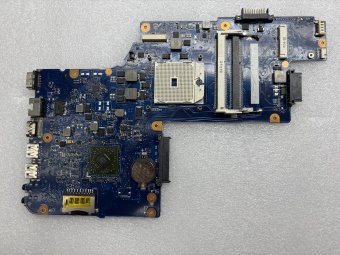 Неисправная материнская плата TOSHIBA Satellite L875D-C4M донор компонентов (039637)