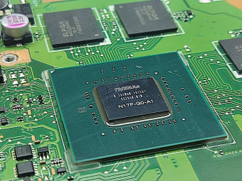 Материнская плата ASUS X570UD донор видеочипа GTX1050